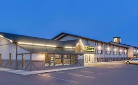 Super 8 By Wyndham Mitchell